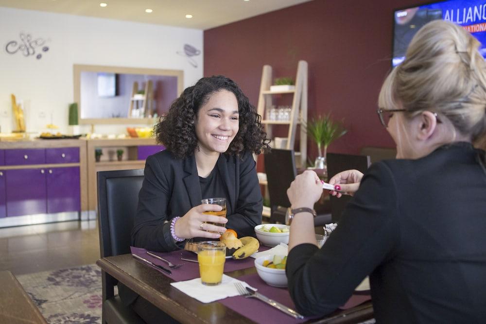 Hotel Mercure Rennes Cesson Ngoại thất bức ảnh