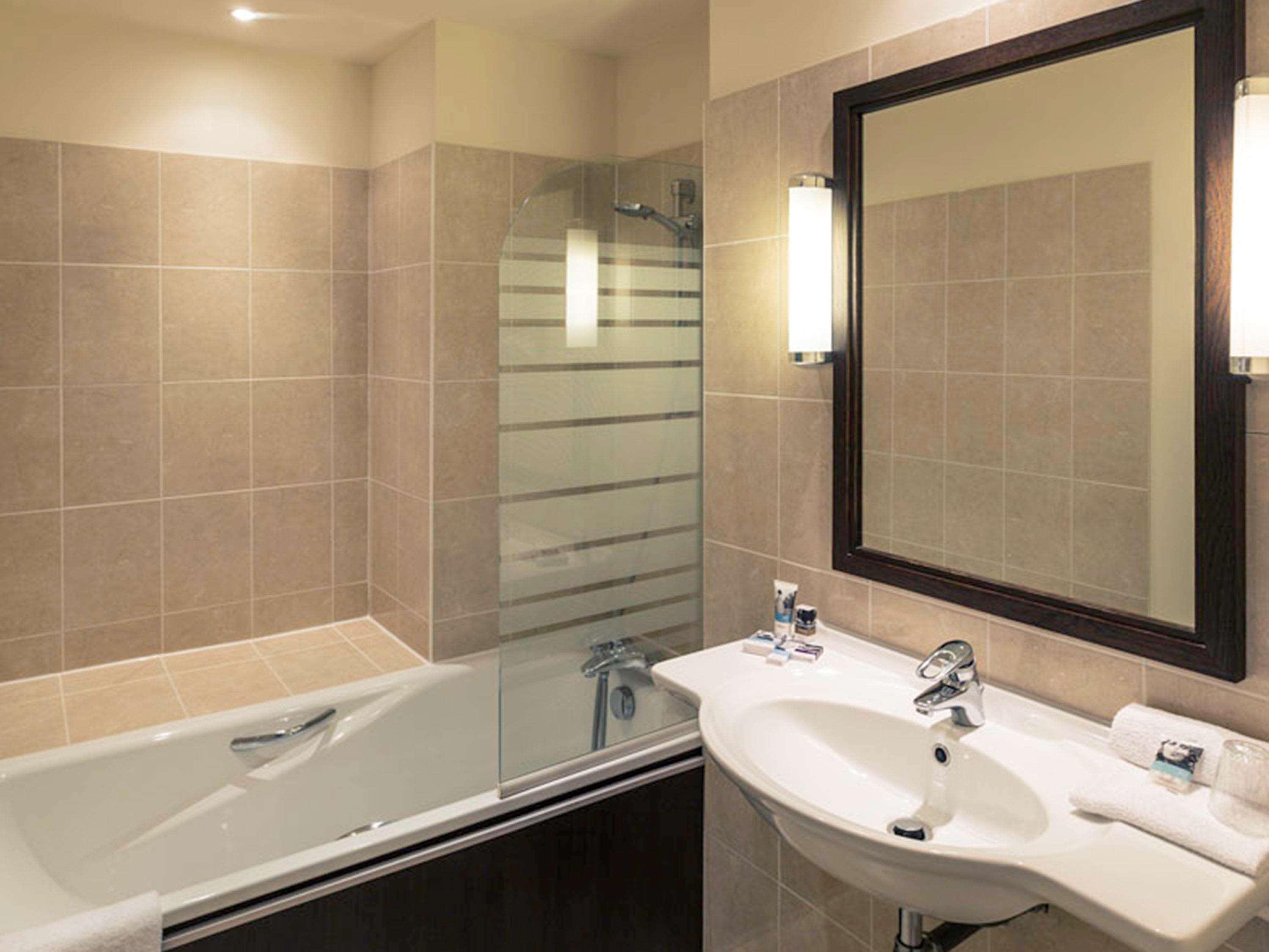 Hotel Mercure Rennes Cesson Ngoại thất bức ảnh